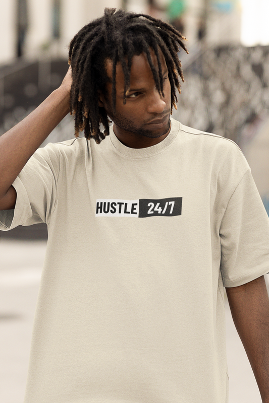Beiges Oversized T-Shirt Damen/Herren mit Hustle 24/7 Motivation Print FHO