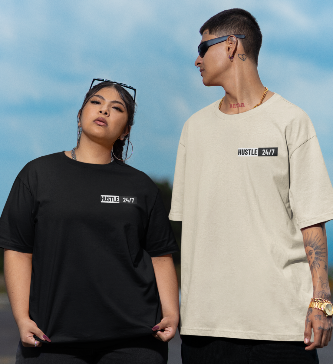 Schwarzes Oversized T-Shirt Herren Damen mit Hustle 24/7 Motivation Print FHO