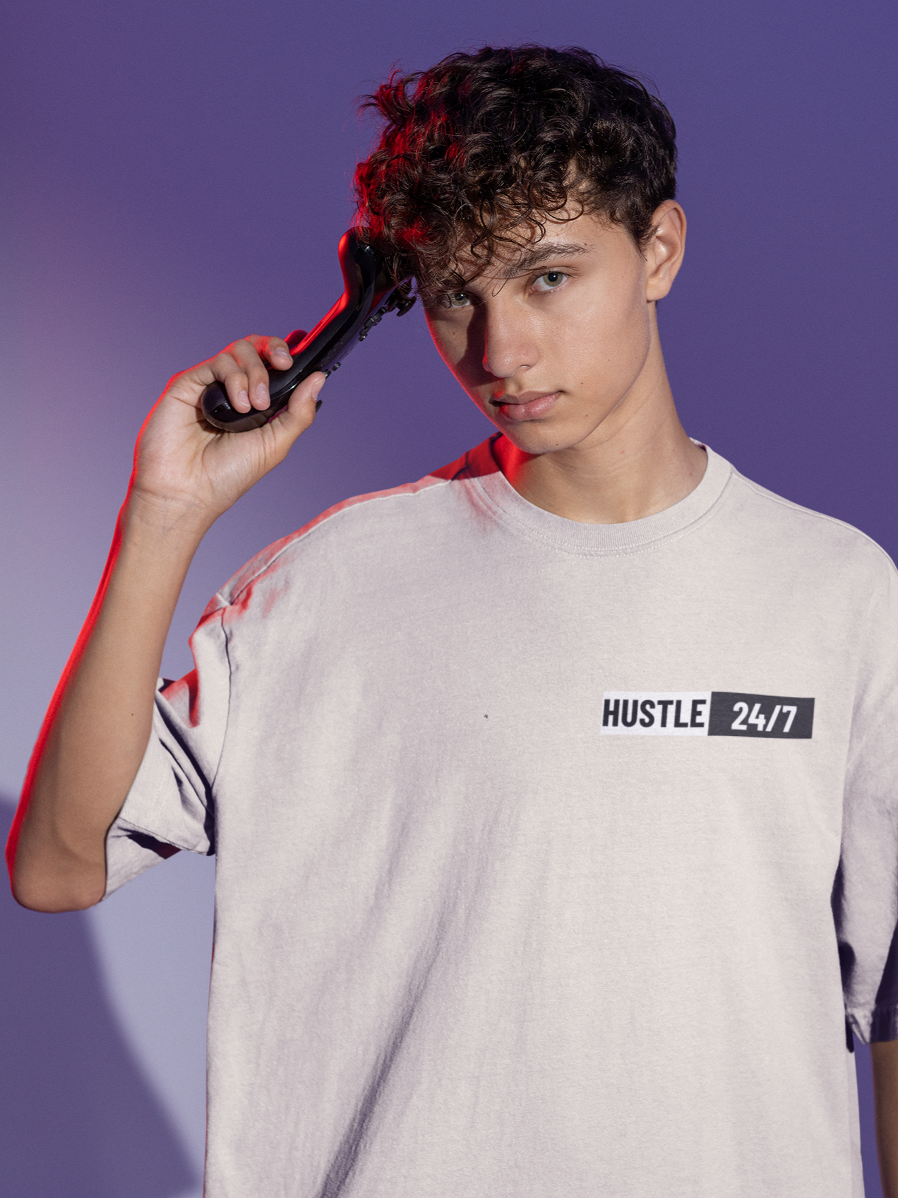 Beiges Oversized T-Shirt Herren Damen mit Hustle 24/7 Motivation Print FHO